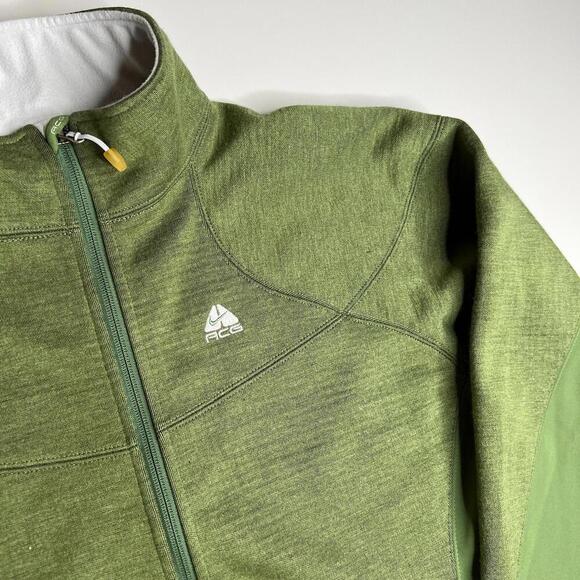 Nike ACG Women’s Green Full Zip Fleece Jacket Size L Waffle Lined Outdoor - Picture 15 of 15